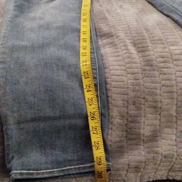 Rock & Republic medium wash skinny jeans size 16 - Picture 9 of 9
